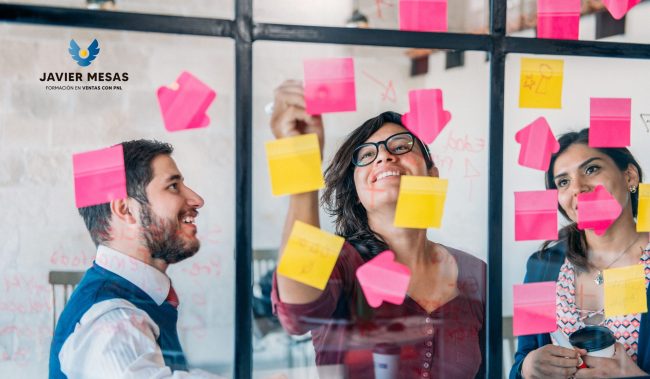 Qué es el Brainstorming y cómo usarlo para impulsar tus ventas Qué es el Brainstorming y cómo usarlo para impulsar tus ventas