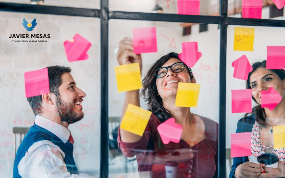 Qué es el Brainstorming y cómo usarlo para impulsar tus ventas